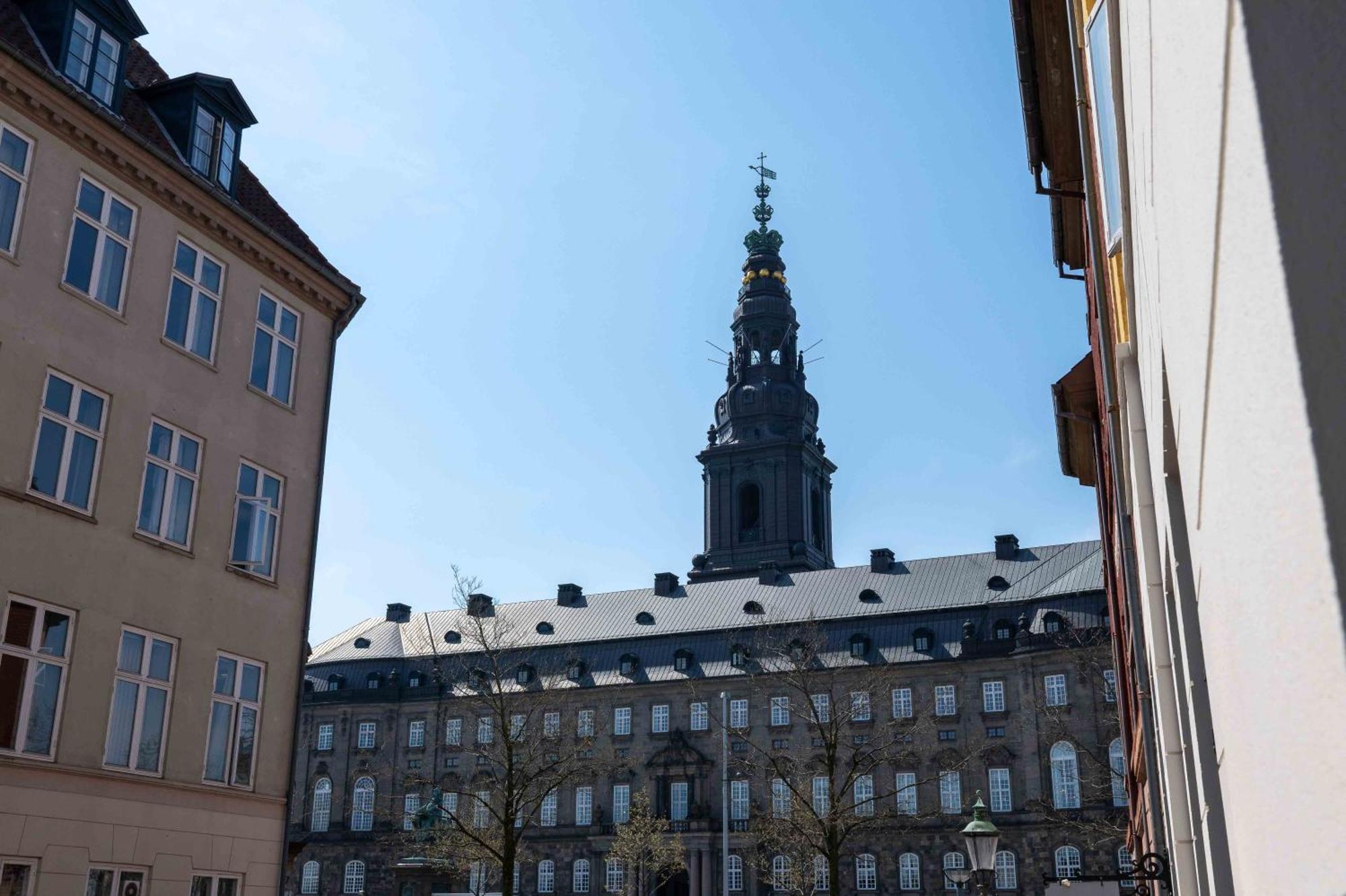 Large Apartment With Canal View In Central Cph City Κοπεγχάγη Εξωτερικό φωτογραφία