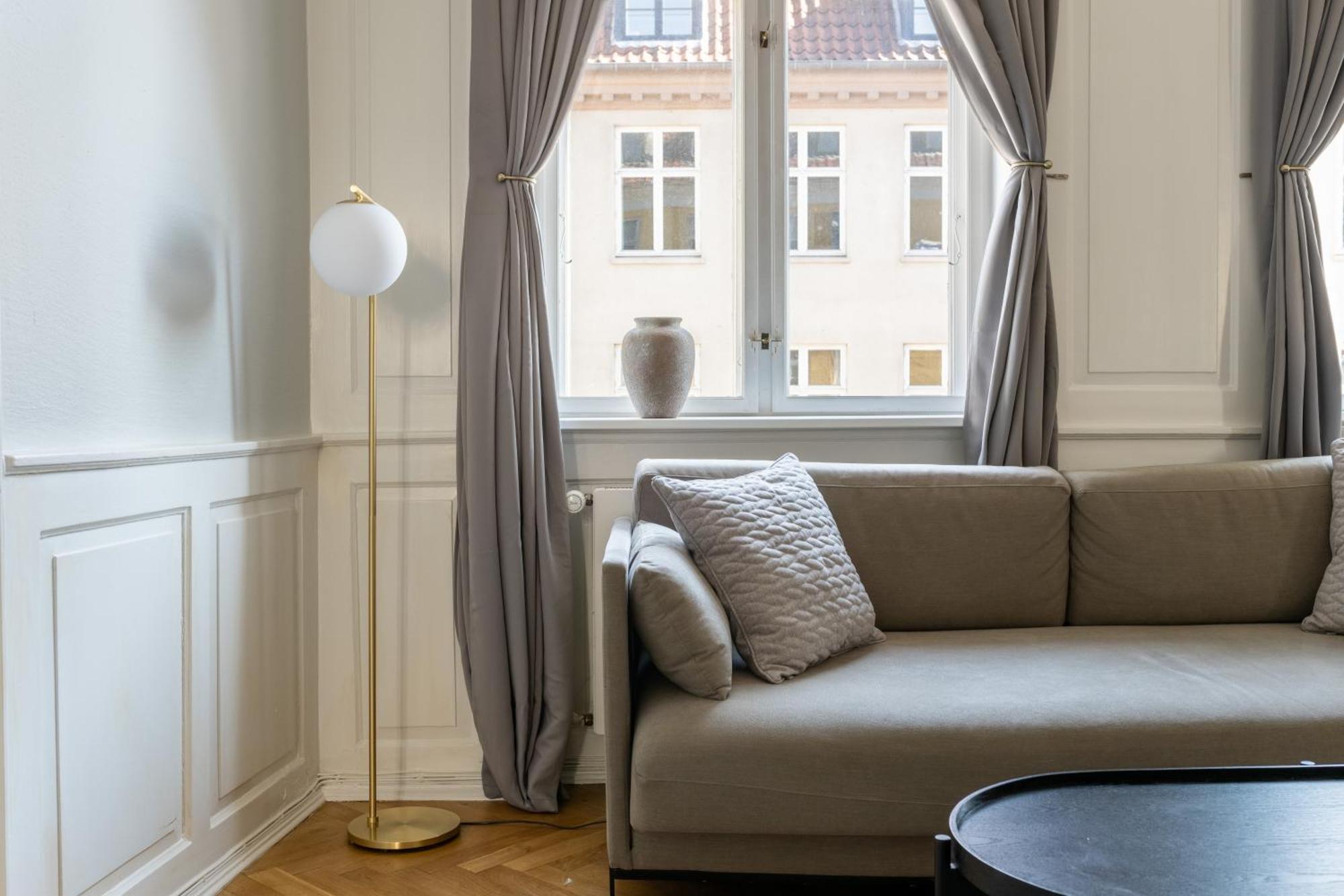 Large Apartment With Canal View In Central Cph City Κοπεγχάγη Εξωτερικό φωτογραφία
