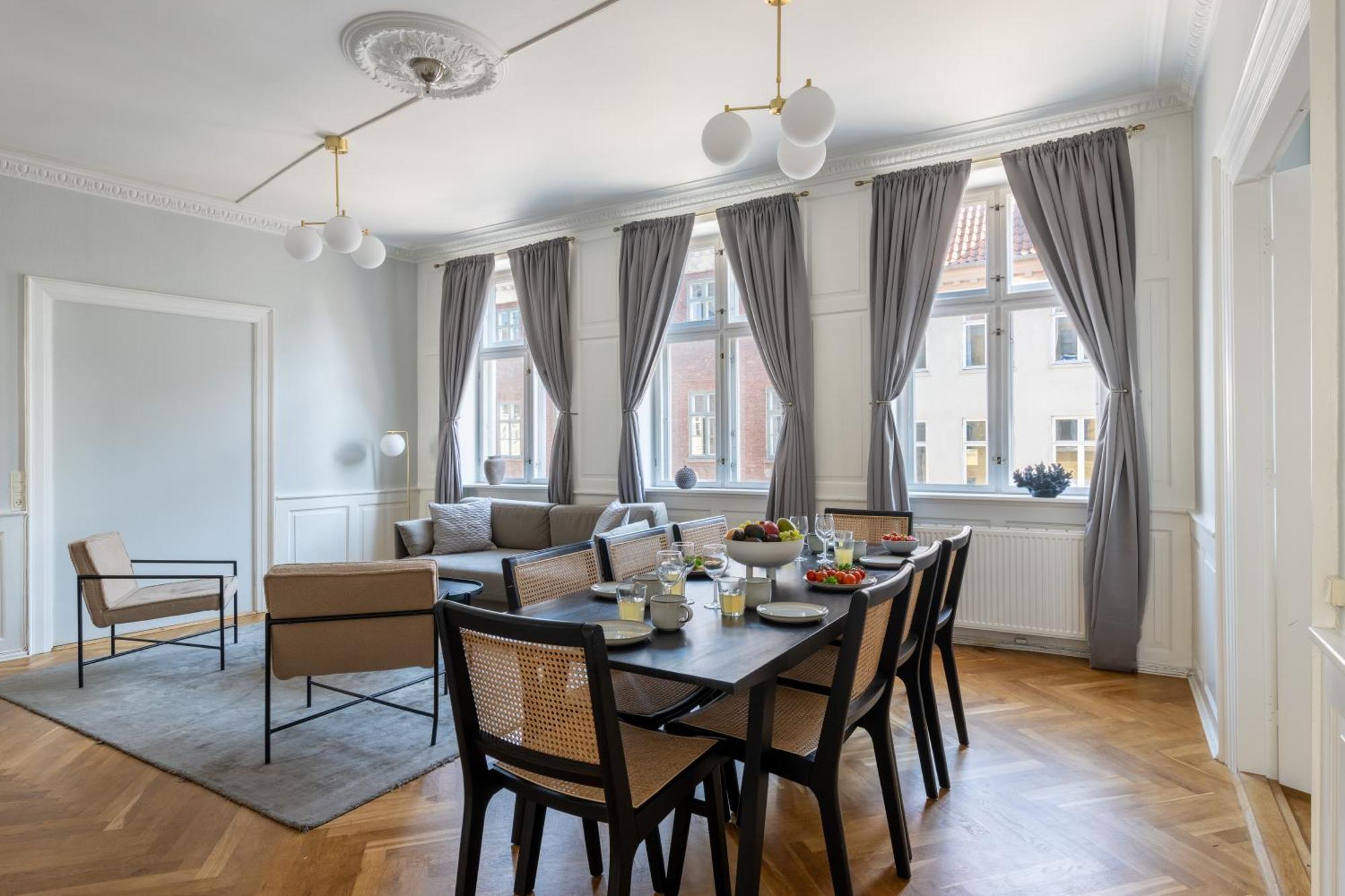 Large Apartment With Canal View In Central Cph City Κοπεγχάγη Εξωτερικό φωτογραφία