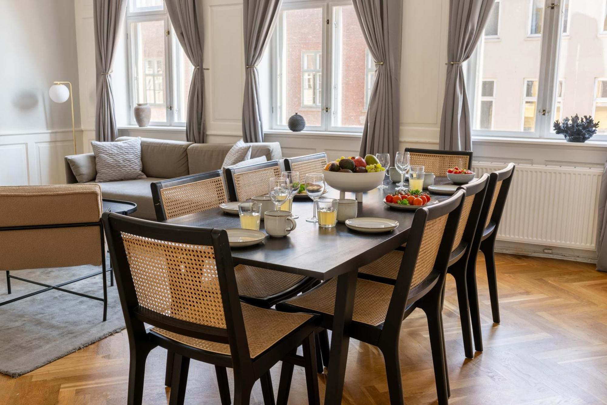Large Apartment With Canal View In Central Cph City Κοπεγχάγη Εξωτερικό φωτογραφία